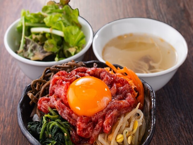 上野 和牛焼肉 USHIHACHI 極の料理3